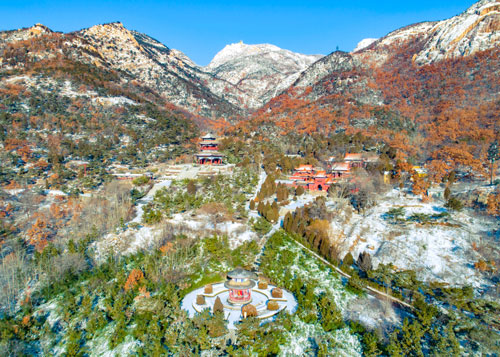 新泰新甫山景区
